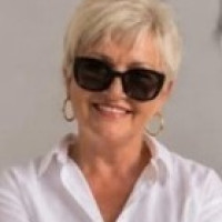 Phoebe - I'm a horny granny who loves cock and fun. Sex toys entertain me day and night. Nothing beats an orgasm or two. Call me anytime for some naughty chats!