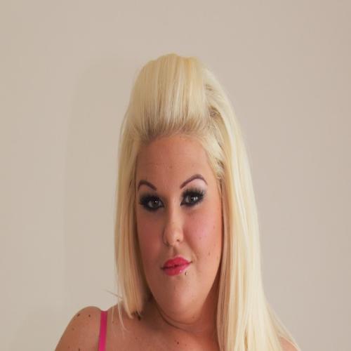 Xiva - Hi guys my names Xiva I'm 5ft 6, curvy with blonde hair and nice big tits. I love sliding my hand round to my silky smooth shaven pussy which is all nice and wet. I am ready to have some fun my agent number is 2391.