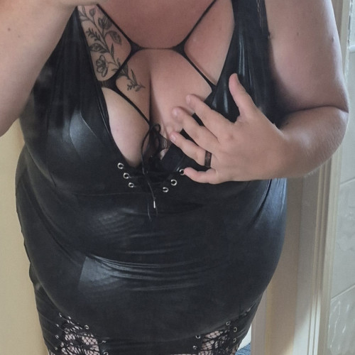 profile image for Busty Brooke (4577-8)