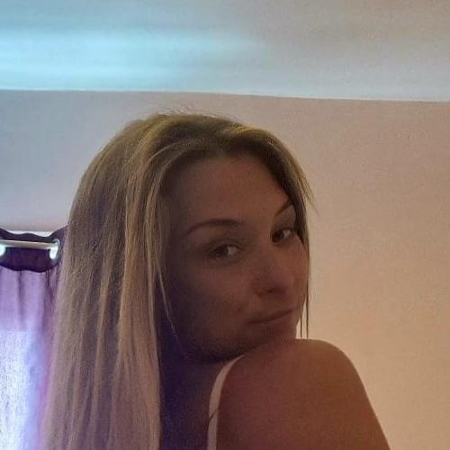 Live 121 Chat Profile picture for Jadey