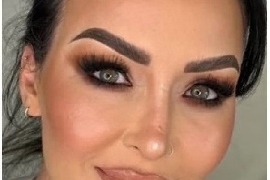 Profile image for Roxy