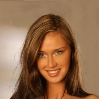 Chamain - I'm Charmain, a 24-year-old with a love for fun. My brown hair, blue eyes, and size 12 figure make me feel confident, especially in sexy clothes. I'm all about having a good time and I'm ready to spice up our conversation. Call me anytime and let's connect.